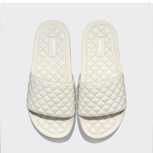 APL “Lusso” Slides
